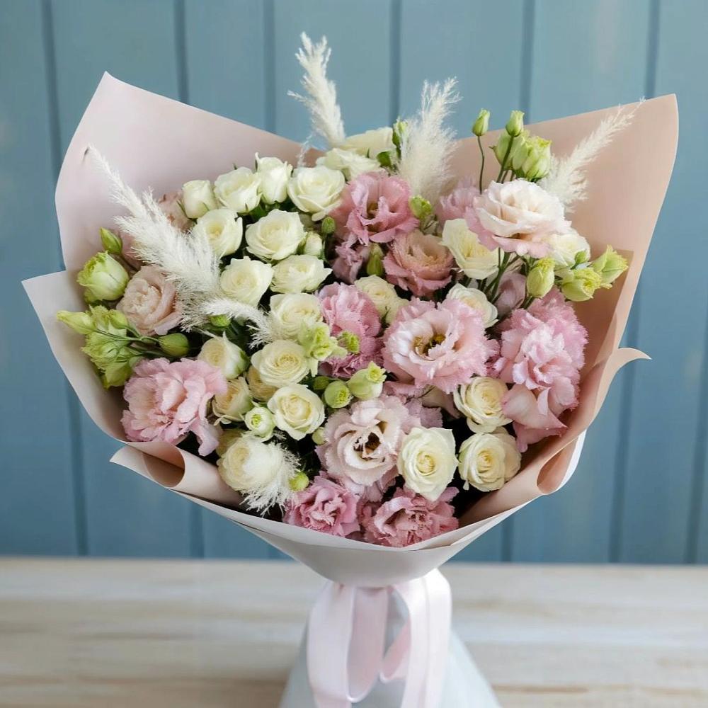 Букет цветов из: Альстромерии и Розы в Бакале