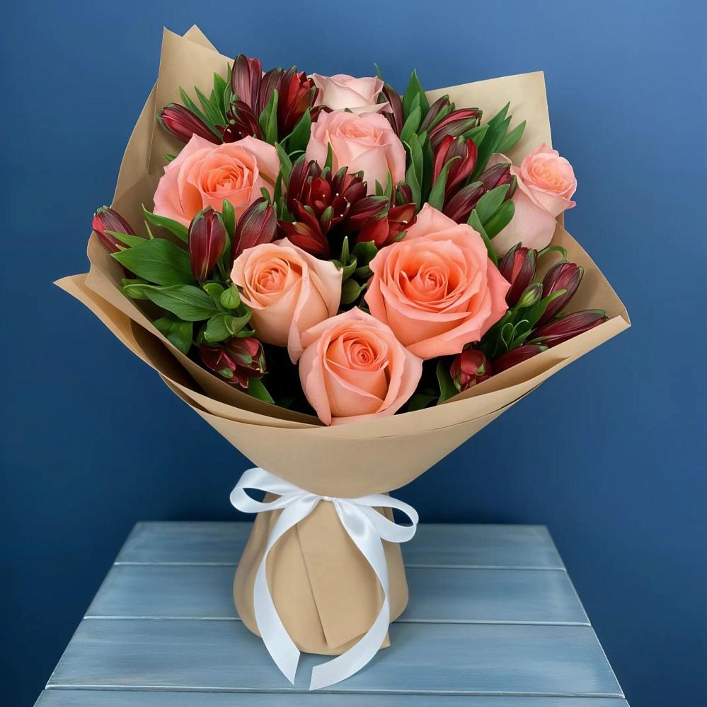 Букет цветов из: Розы и Альстромерии в Бакале