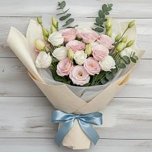 Букет цветов из:  Лизиантусы в Бакале