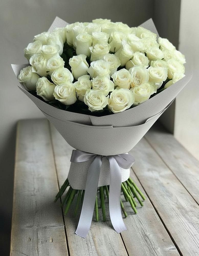 Букет 35 Белых роз в Бакале