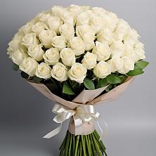 Букет 101 беля роза Белоснежка в Бакале