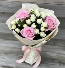 Букет цветов из:  Розы в Бакале