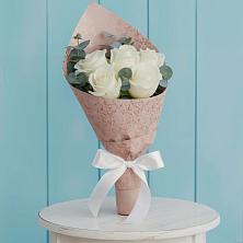 Букет цветов из:  Розы в Бакале