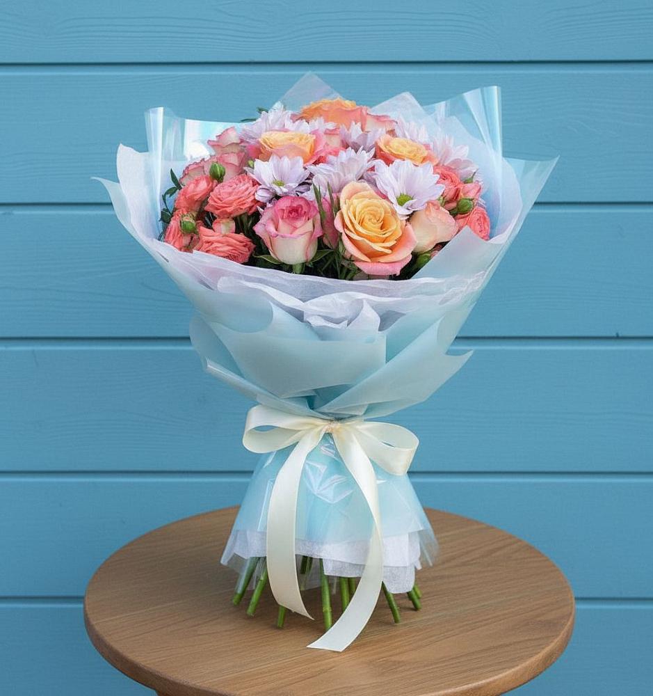 Букет цветов из: Хризантемы и Розы в Бакале