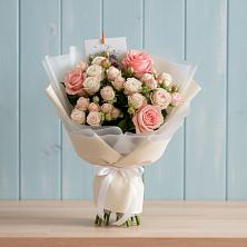 Букет цветов из:  Розы в Бакале