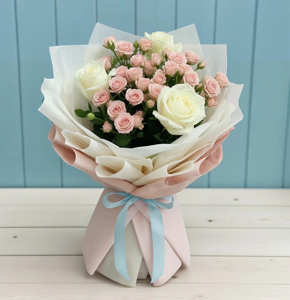 Букет цветов из: Розы в Бакале